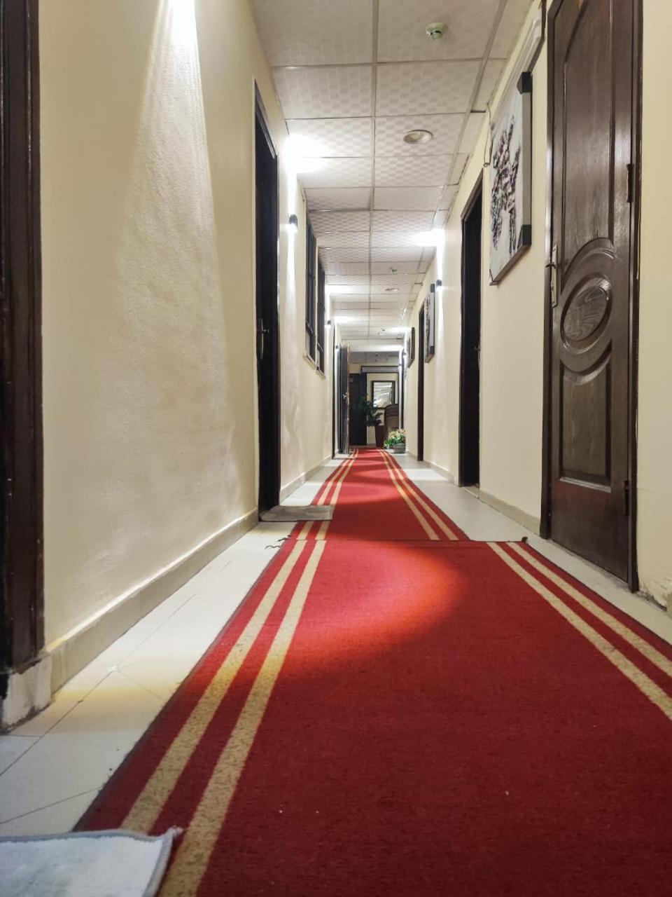 Alshawarbi Plaza Hotel Le Caire Extérieur photo